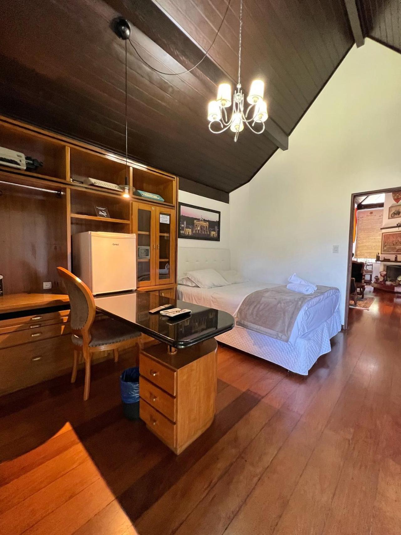 Casa Branca Pousada โปเมโรเจ ภายนอก รูปภาพ
