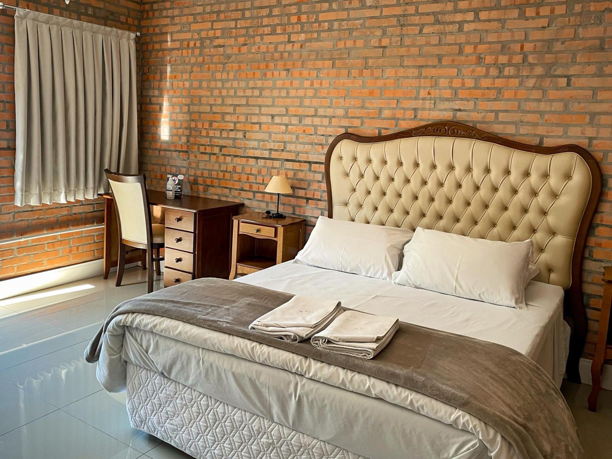 Casa Branca Pousada โปเมโรเจ ภายนอก รูปภาพ
